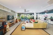 13-25 Ching Sau Lane 靜修里13-25號 | Family Room