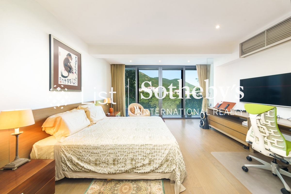 13-25 Ching Sau Lane 靜修里13-25號 | Third En-suite Bedroom