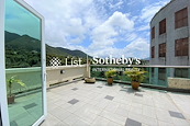 Ventura Villa 華慧苑 | Private Terrace off Family Room