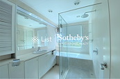 Ventura Villa 華慧苑 | Master Bathroom