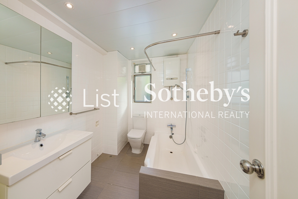 Goodwood 佩園 | Guest Bathroom