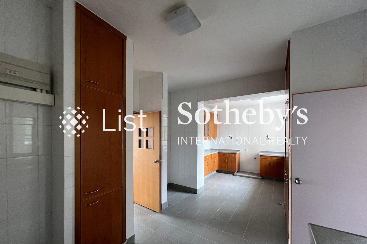 111 Mount Butler Road 畢拉山道111號 | Kitchen