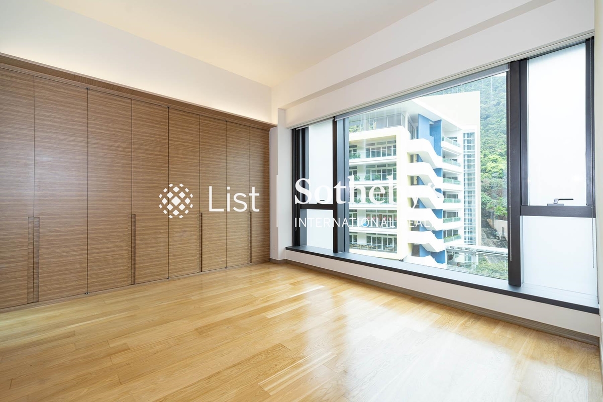 7 South Bay Close 南灣坊7號 | Built-in Wardrobe in Master Bedroom