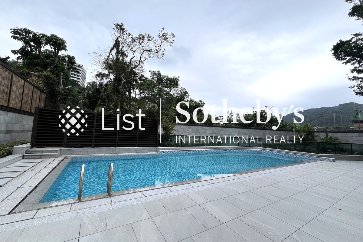 No. 9 Coombe Road 甘道9號 | Private swimming pool