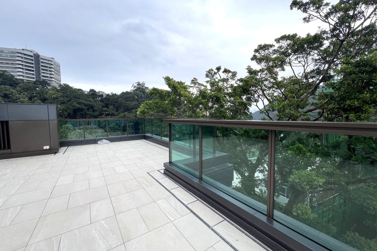 No. 9 Coombe Road 甘道9號 | View from Private Roof Terrace