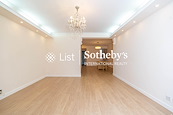 Wilshire Towers 慧雅閣 | Living and Dining Rooms