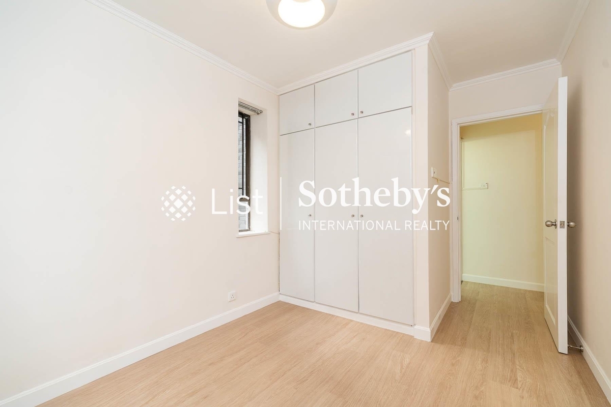 Wilshire Towers 慧雅閣 | Second Bedroom