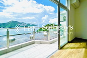 30 Cape Road 环角道30号 | Balcony off Living and Dining Room