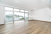 30 Cape Road 環角道30號 | Living and Dining Room