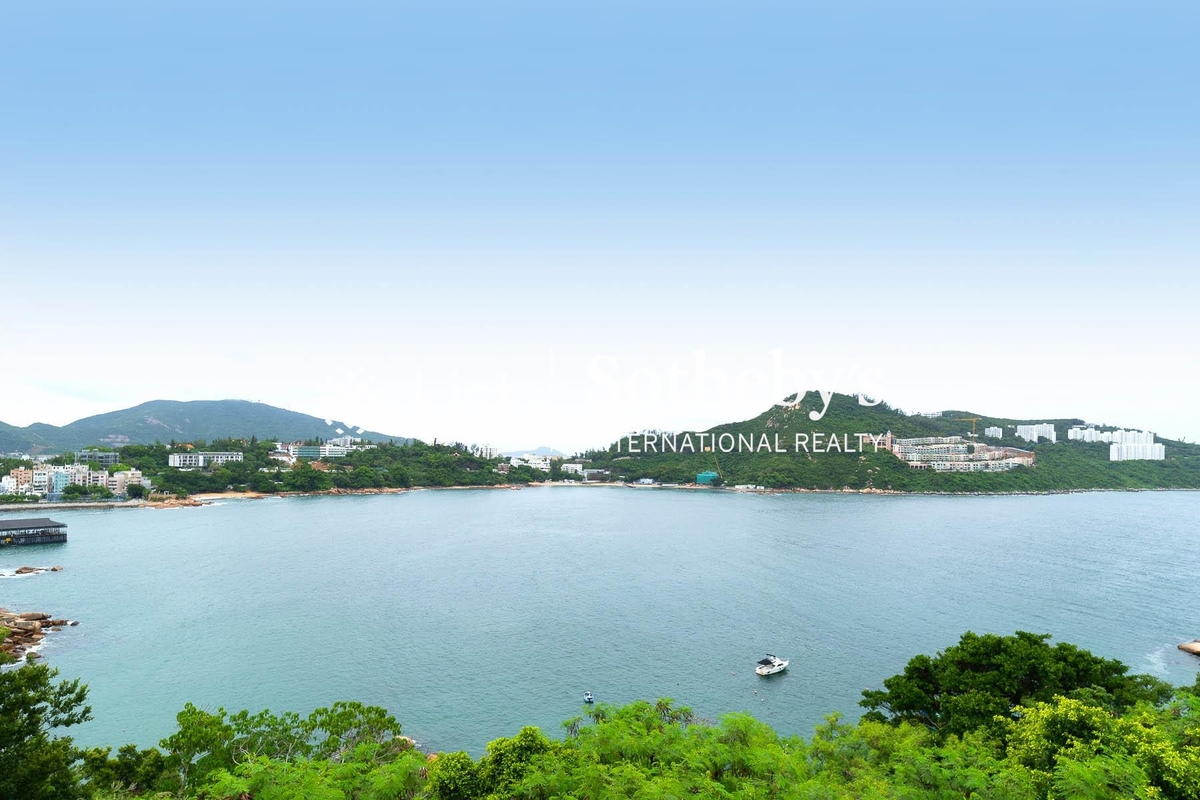 30 Cape Road 環角道30號 | View from Living and Dining Room