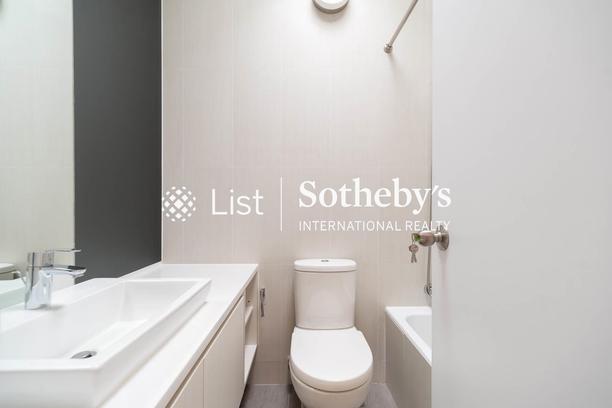 30 Cape Road 環角道30號 | Guest Bathroom