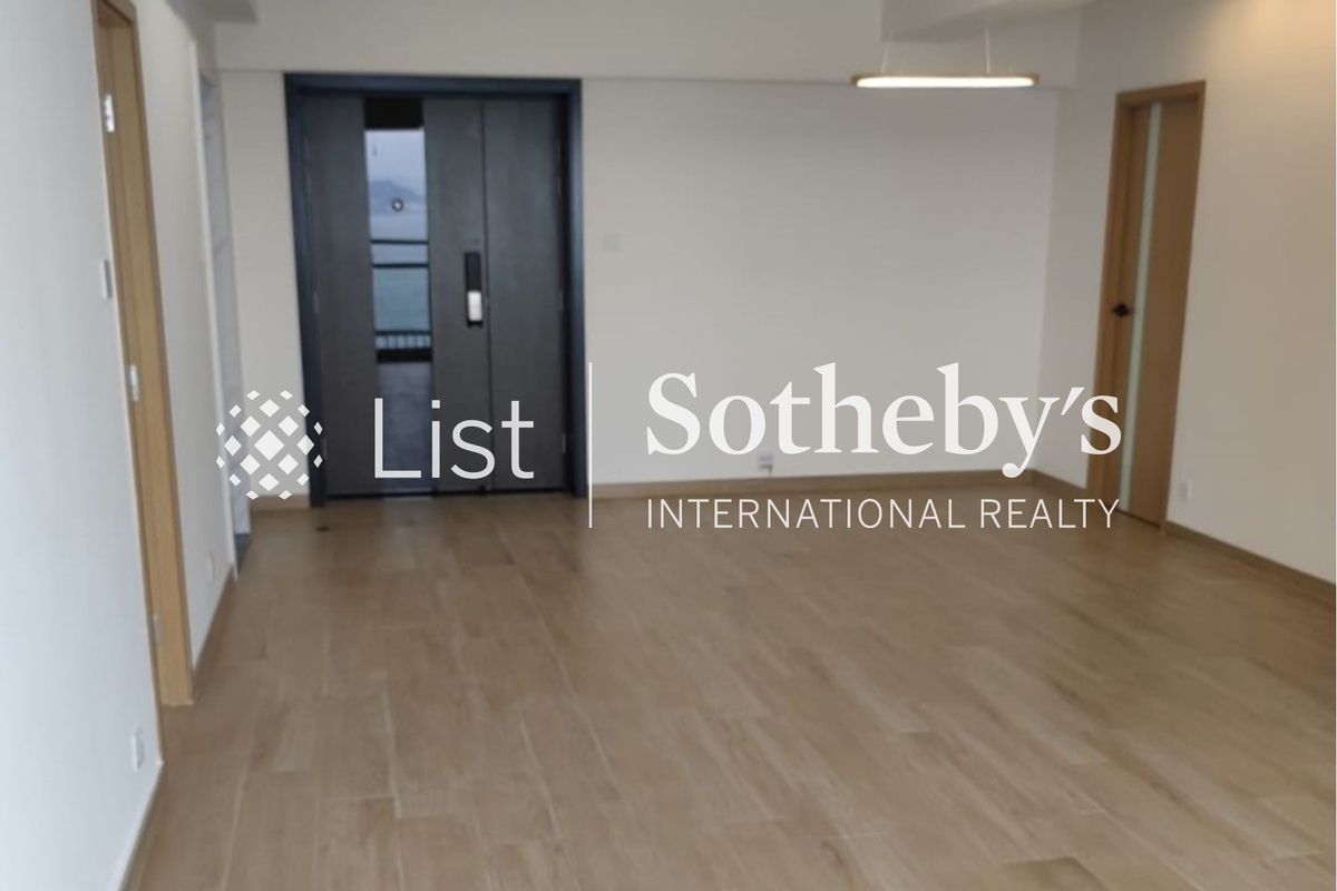 Regent Height 丽景大厦 | Dining Room