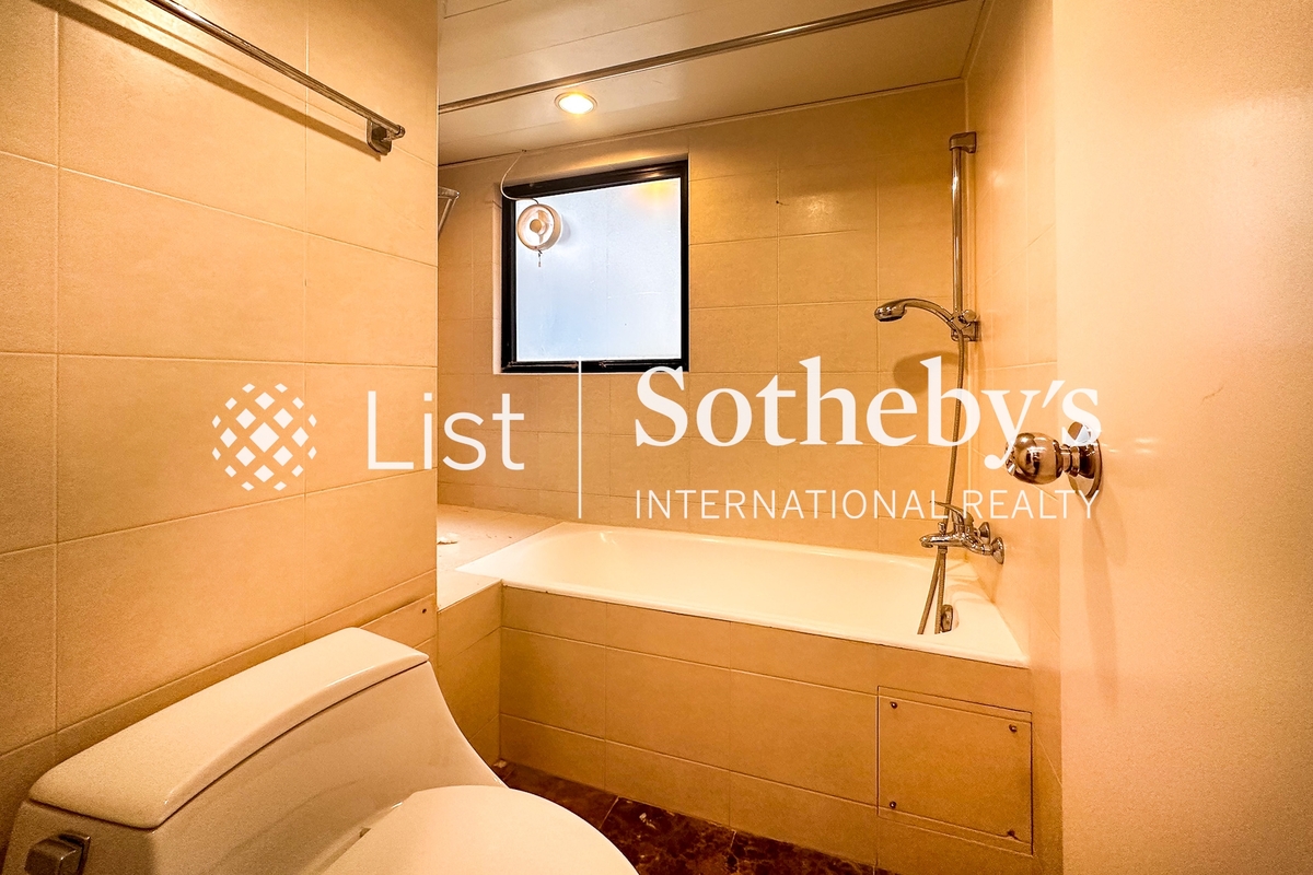 Claymore Lodge 嘉樂居 | Bathroom