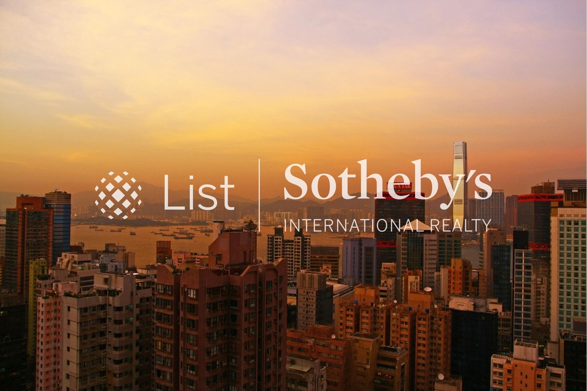 The Bellevue Place 御林豪庭 | View from Living and Dining Room