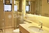Beverly Villa 碧華花園 | Guest Bathroom