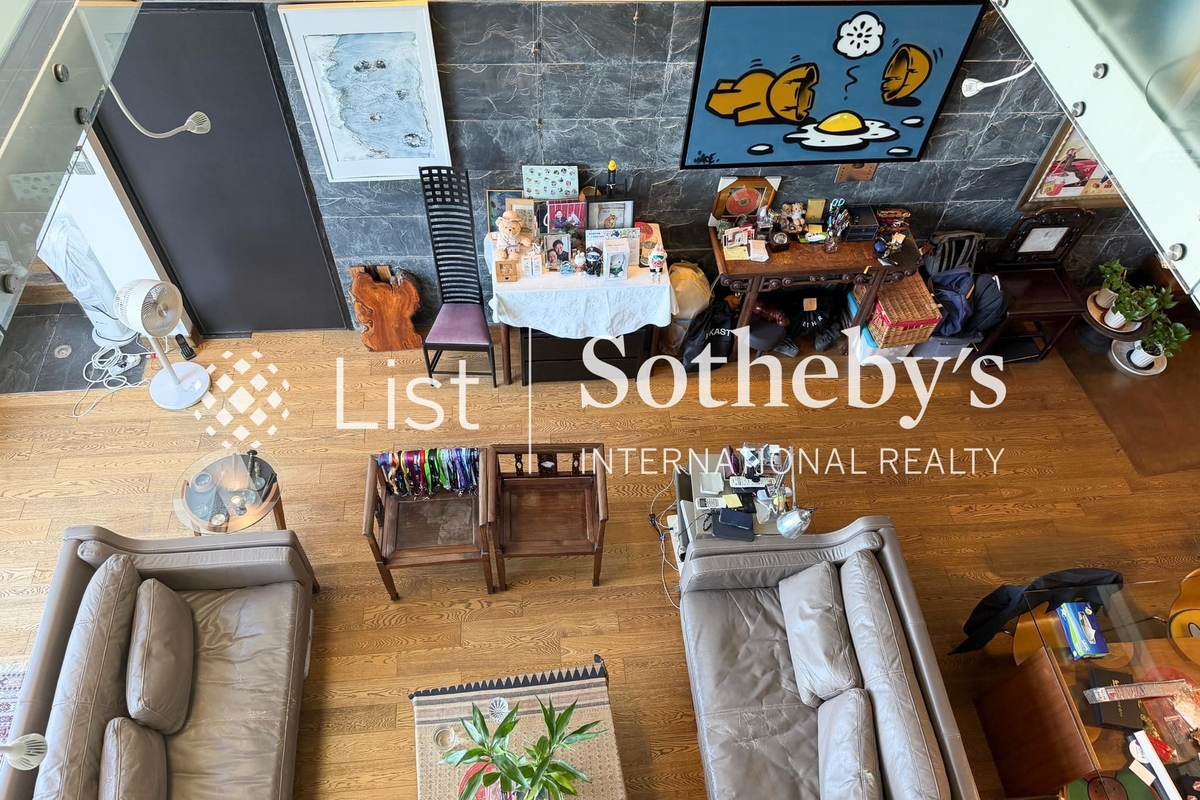 Nos. 59-61 Bisney Road 碧荔道59-61號 | Living and Dining Room