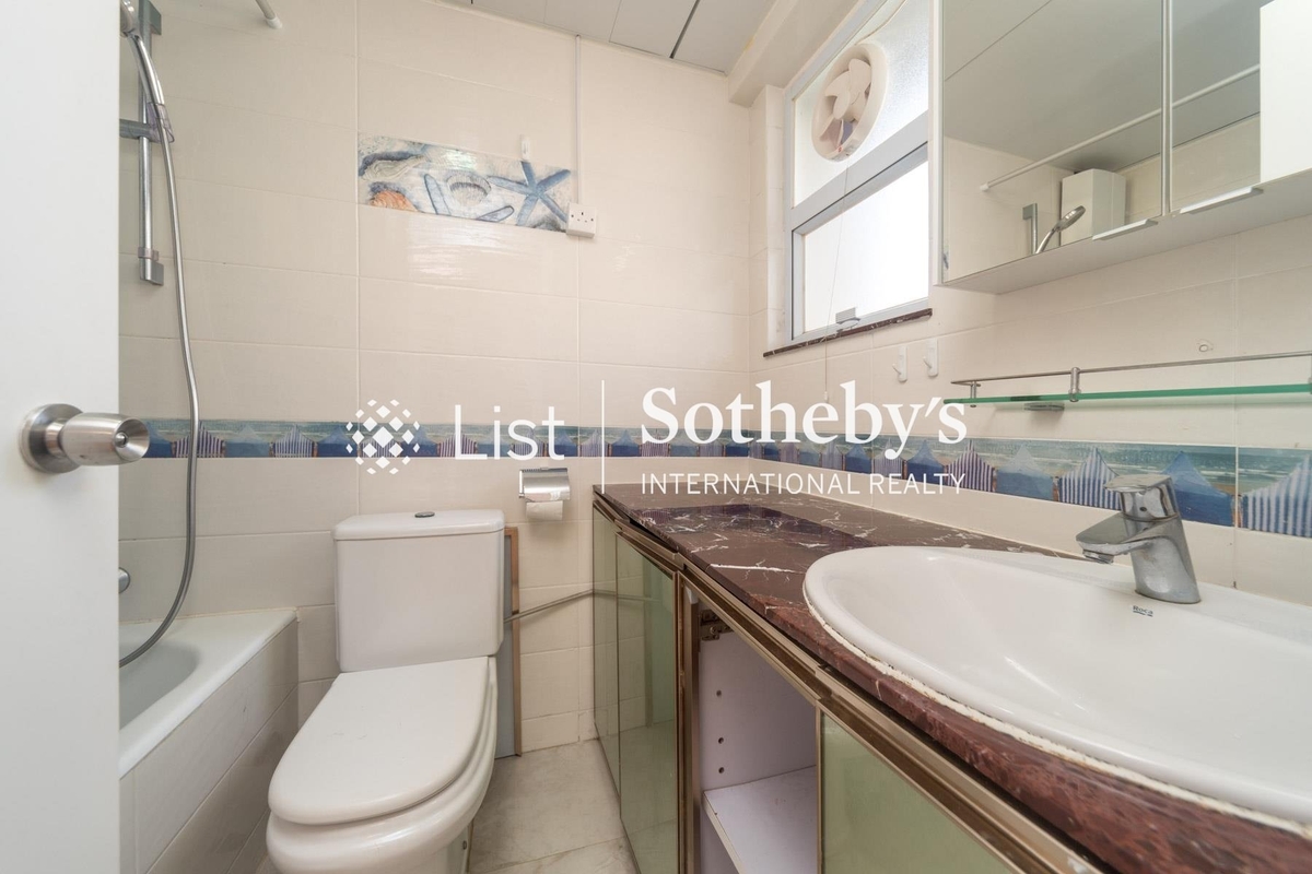 Braemar Hill Mansions 賽西湖大廈 | Master Bathroom