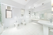 Peacock Mansion 孔翠樓 | Master Bathroom