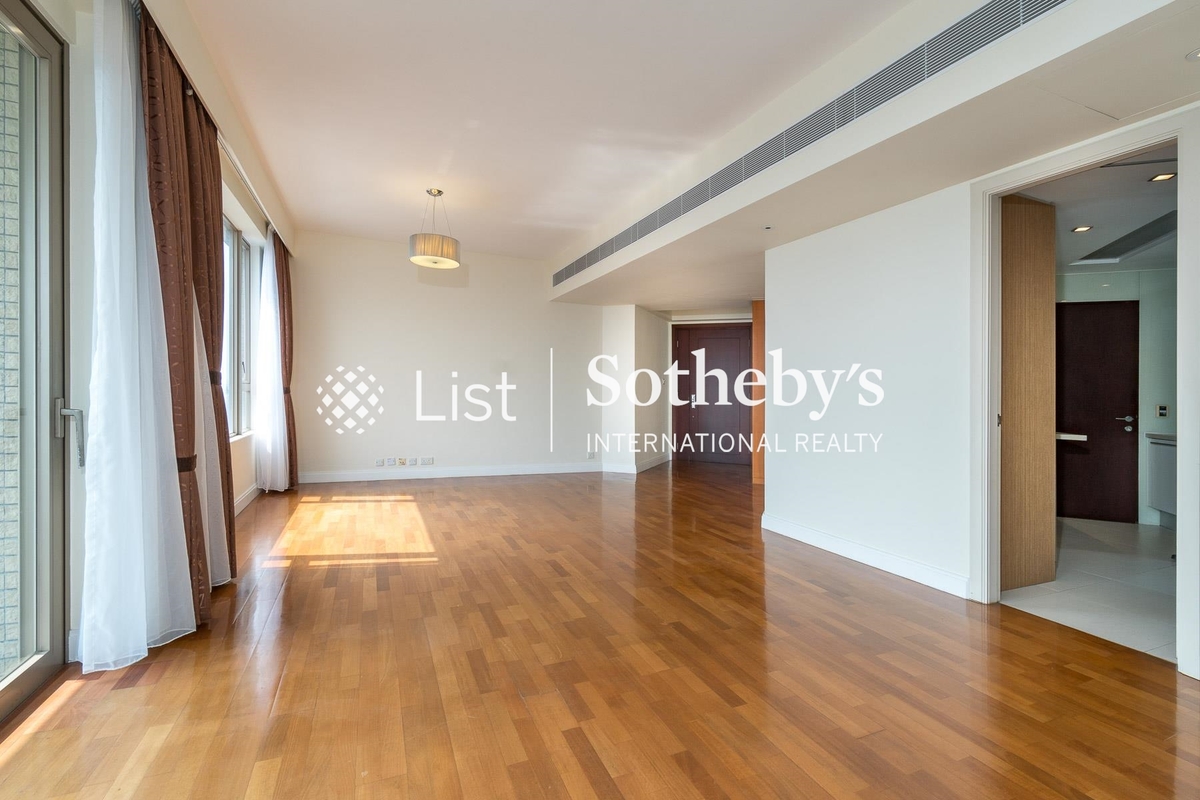 The Hamptons 鴻圖台 | Living and Dining Room