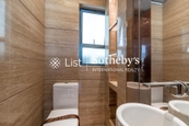 The Grandeur 龙苑 | Guest Powder Room