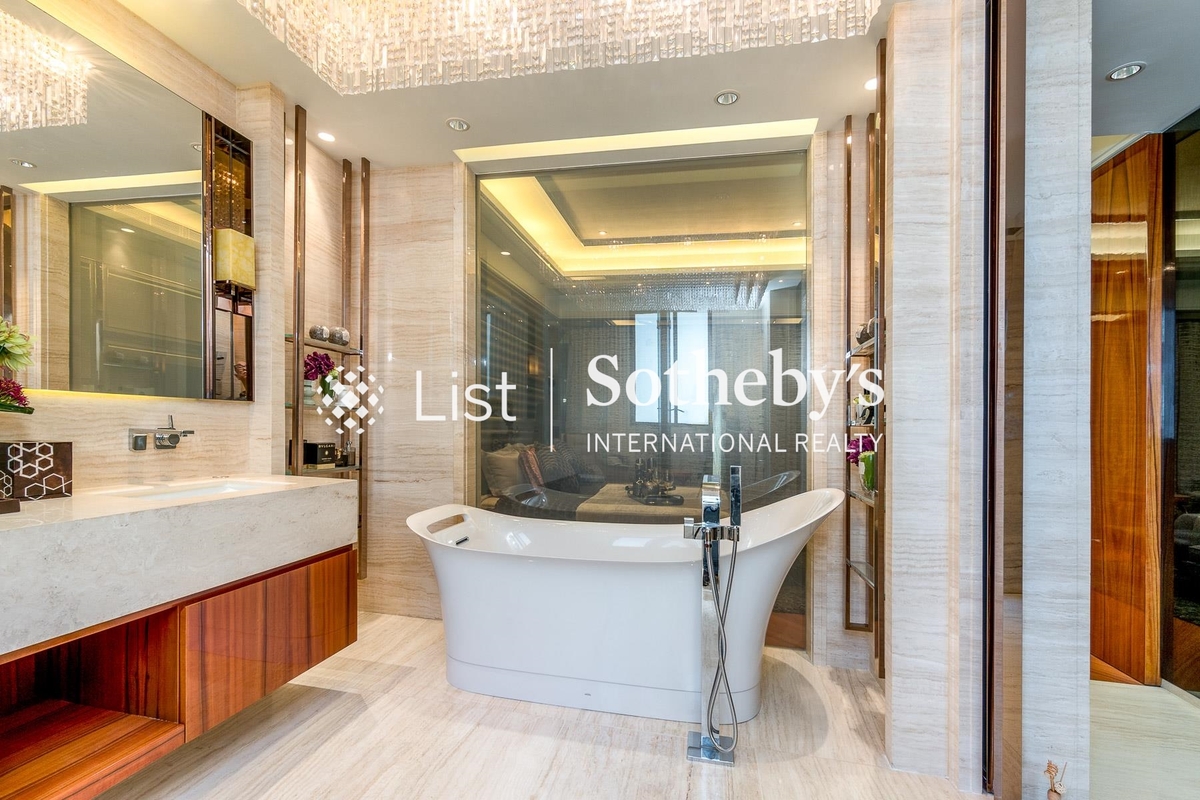 The Grandeur 龙苑 | Master Bathroom