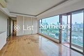Grand Excelsior 嘉多利豪園 | Living and Dining Room