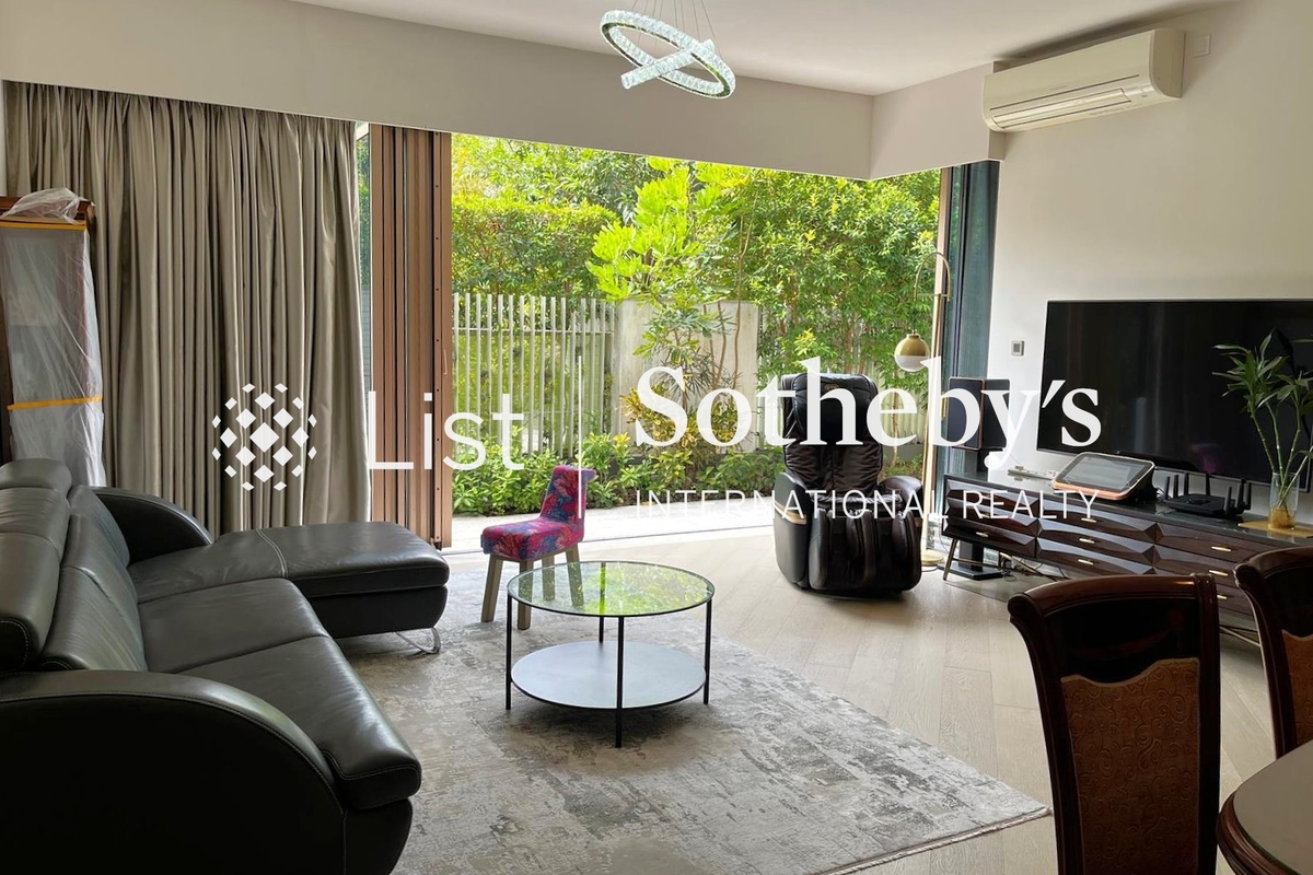 Mount Pavilia 傲瀧 | Living Room