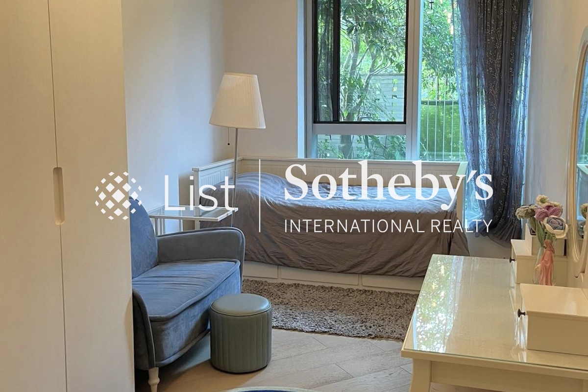 Mount Pavilia 傲瀧 | Second Bedroom