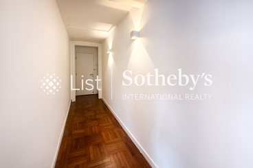 Mackenny Court 麥堅尼大廈 | 