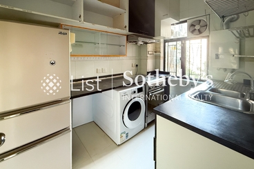 Mackenny Court 麥堅尼大廈 | 