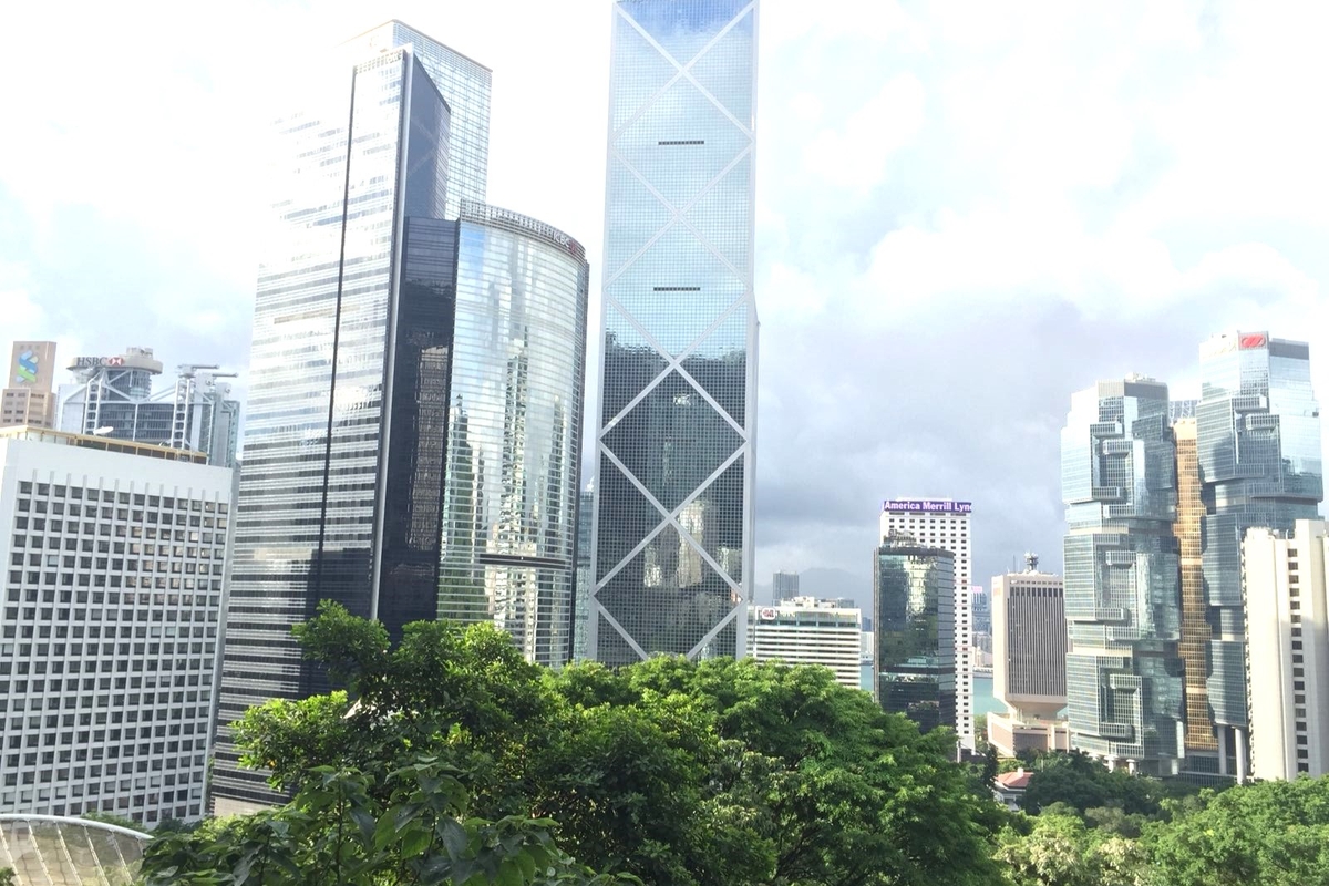 Mackenny Court 麥堅尼大廈 | View from Living and Dining Room