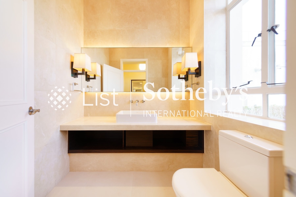 No. 26 Severn Road 施勳道26號 | Guest Powder Room