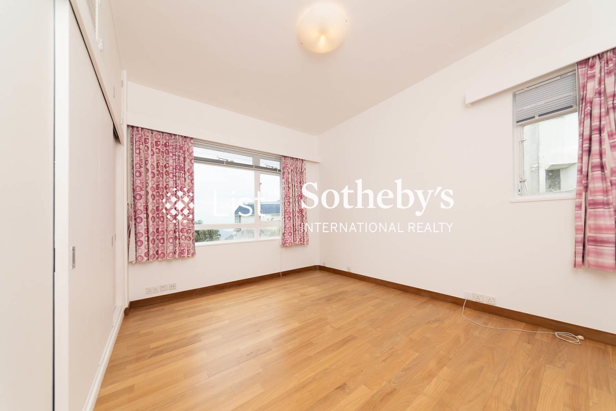 Ridgeway Ridgeway | Second En-suite Bedroom