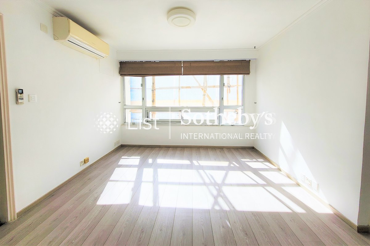 Sherwood Court 慧林閣 | Living and Dining Room