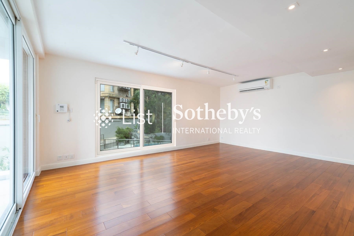 No.62 Che Keng Tuk Road 輋徑篤路62號 | Family Room