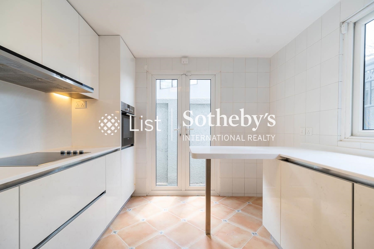 No.62 Che Keng Tuk Road 輋徑篤路62號 | Kitchen