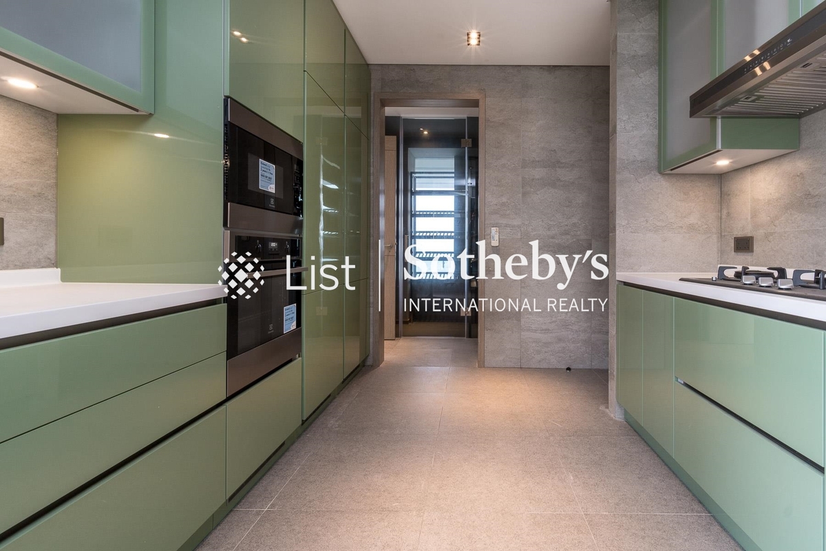 One Beacon Hill 畢架山一號 | Kitchen