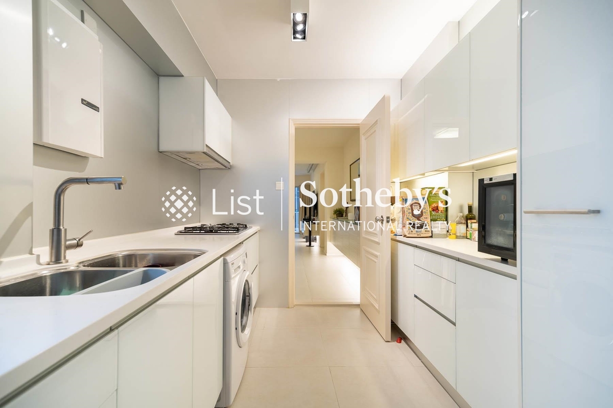 Dragon View 金龍閣 | Kitchen