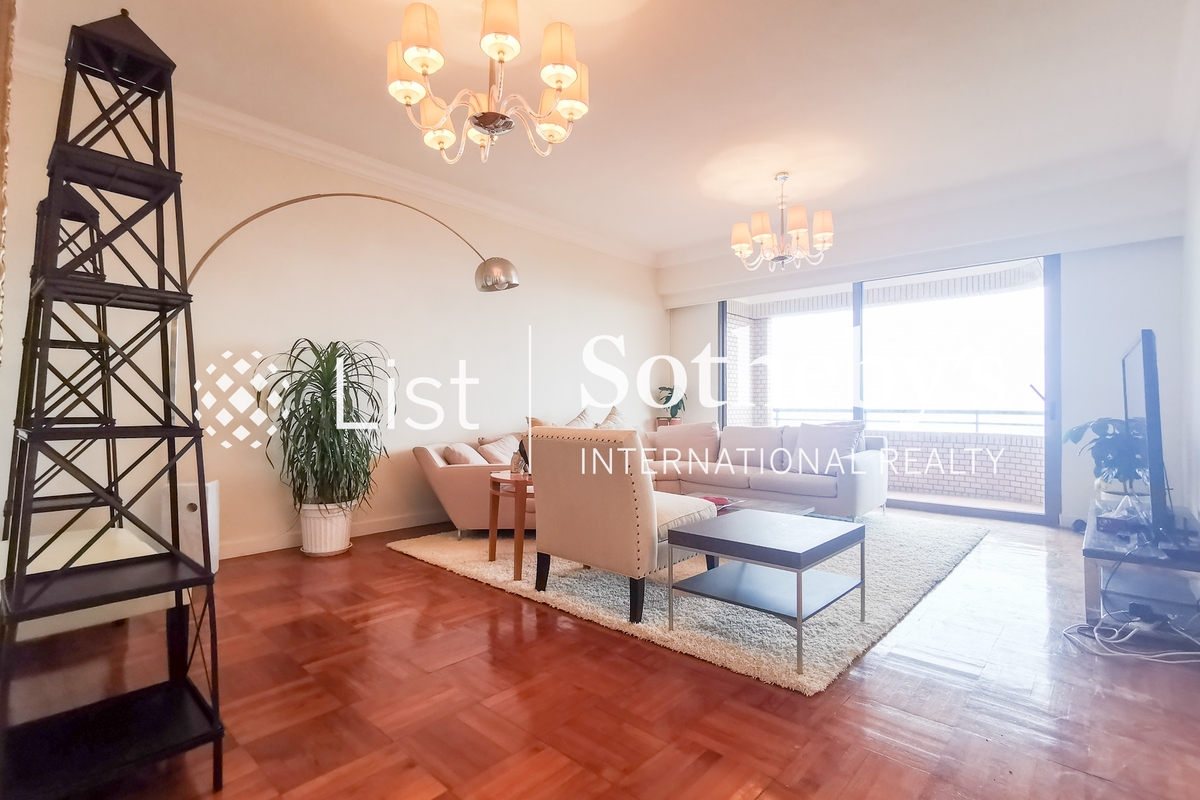 Hong Kong Parkview 陽明山莊 | View from Living Room