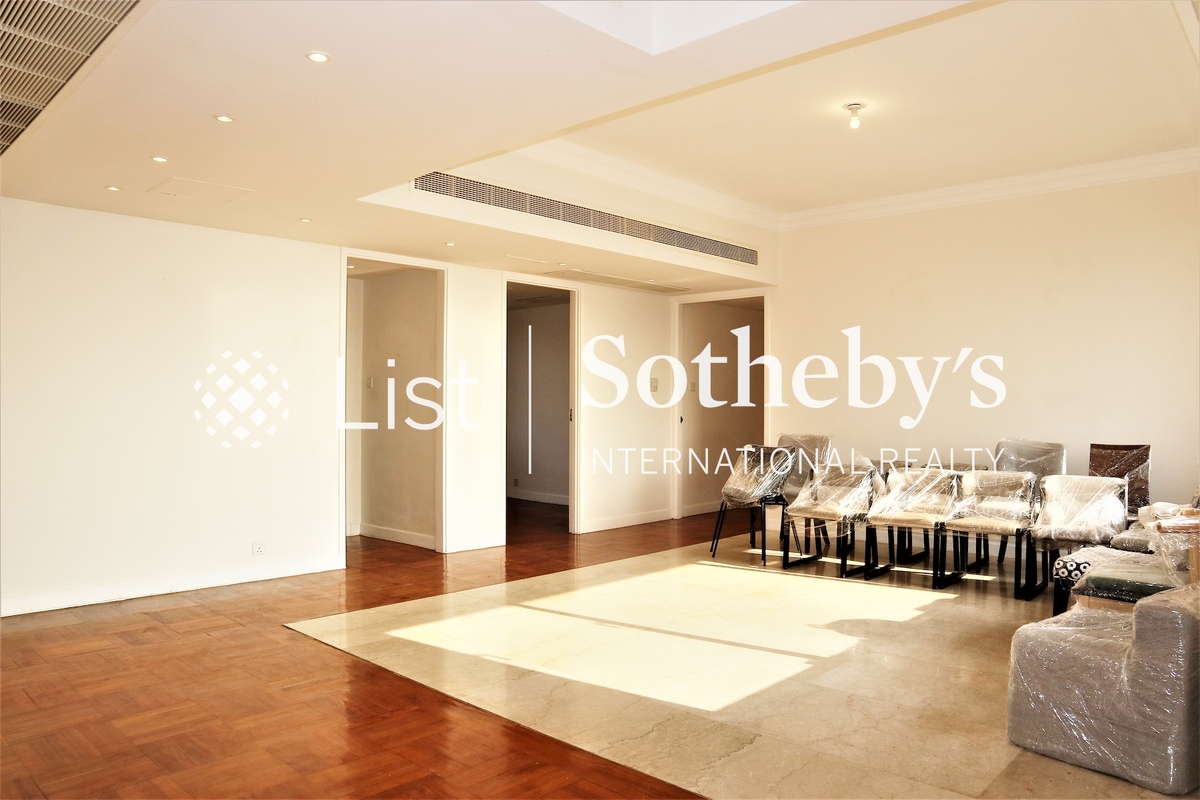 Hong Kong Parkview 陽明山莊 | Living and Dining Room