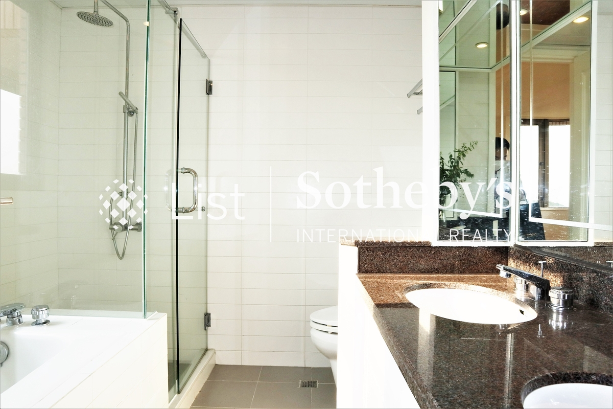 Hong Kong Parkview 陽明山莊 | Master Bathroom