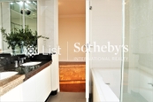Hong Kong Parkview 陽明山莊 | Master Bathroom