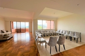 Hong Kong Parkview 陽明山莊 | Living and Dining Room