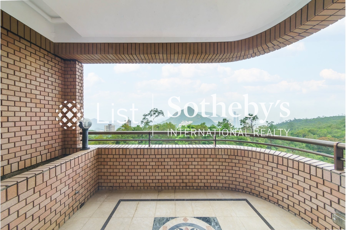 Hong Kong Parkview 陽明山莊 | Balcony off Living and Dining Room