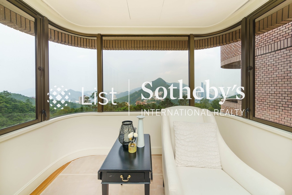 Hong Kong Parkview 陽明山莊 | View from Second Bedroom