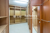 No. 12 Boyce Road 布思道12號 | Walk-in Closet in Master Bedroom