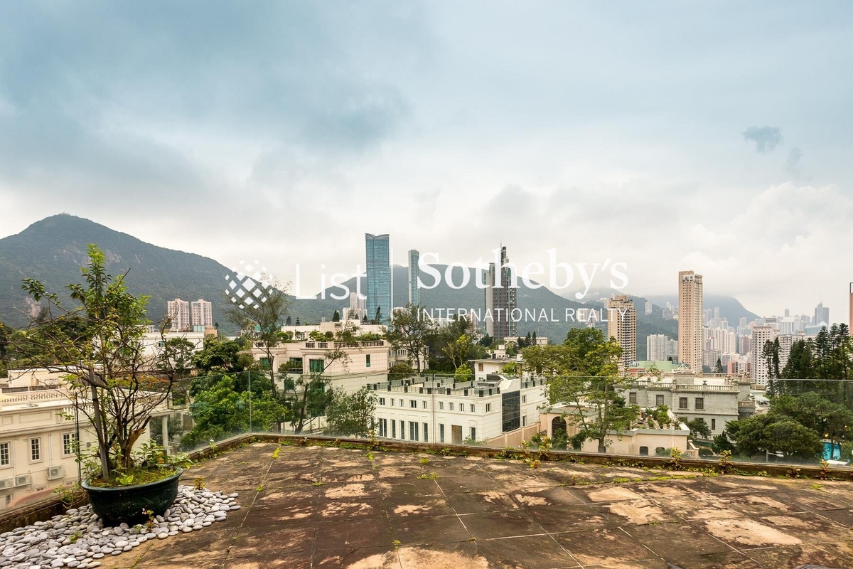 No. 12 Boyce Road 布思道12號 | Private Terrace off Living Room