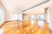Highlands 高雲山莊 | Living and Dining Room