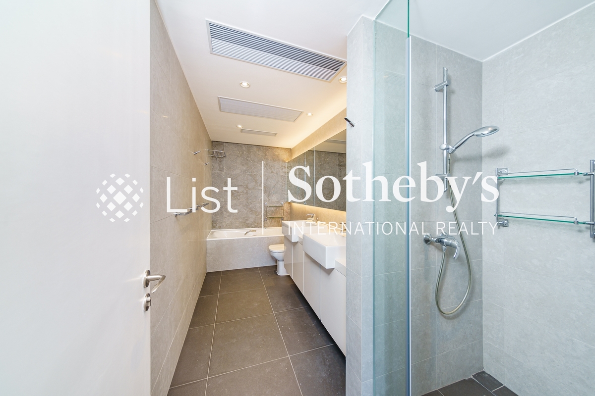 Highlands 高云山庄 | Master Bathroom