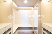 Ardshiel 種植道45號 | Walk-in Closet in Master Bedroom 